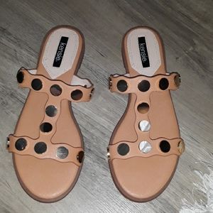 Kensie sandals